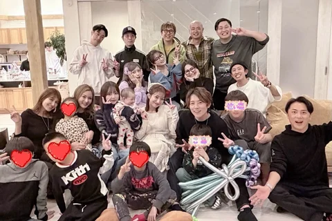 45歳のサプライズ誕生日🎂✨
これは嬉しかった…感謝しかないです☀️
みんな、本当にありがとう😭✨

そして、ノン…✨めちゃ頑張りが伝わってきたし、
こんな