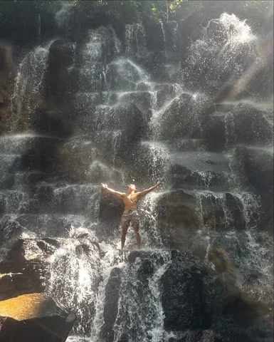 Just a potato getting washed ✨

#Bali