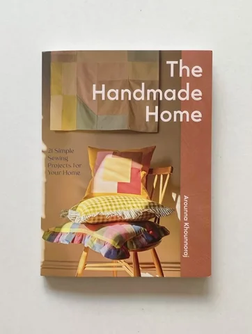 Happy Publication day !!🥳
In June I headed to London to work with the amazing t