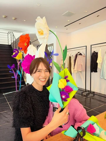 @blamink.official にて
1人でニヤニヤしてしまうほど美しいお花を作る
ワークショップに参加させていただき。
春を感じてしまいました。
👧もと