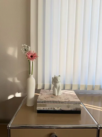 🐈🌷👧💄