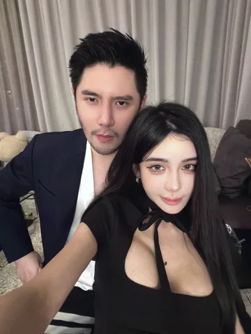 🖤🖤🖤
就喜欢赖着你
