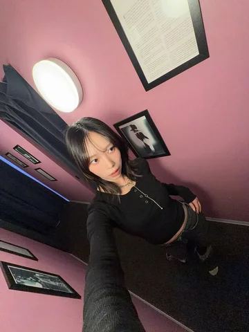 本日とんでもなく縁起の良い日に、Velisse表参道店オープンしました❤️‍🔥笑

縁起のいい日のオープンなのにもかかわらず、告知のストーリーにGRANDをG