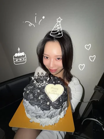 27歳になりました。
私の事を好きでいてくれる皆の事が私も大好きです。