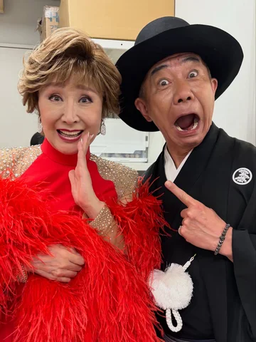 極太ライン②
小林さんと木梨さん！所さんのねずみ方面のヤバい曲をボーカル・小林さんが歌い上げます！まもなく配信スタート！！ちゅーちゅー！お知らせはYVSレコード