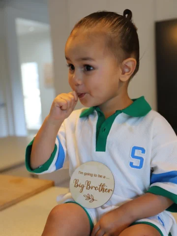 Someone’s excited to be a big brother 🥰