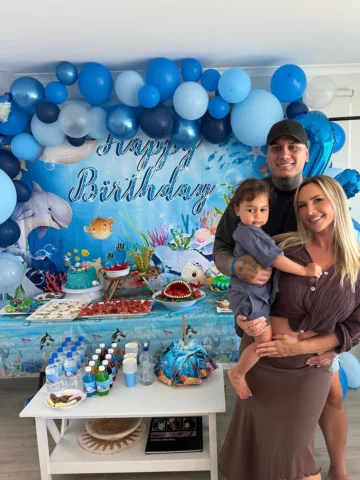My baby turns 2!! Our annual NZ summer trip for Steely’s second birthday 🤍🐟 🎉