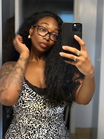 Effortless, Natural. Me 📸🩷