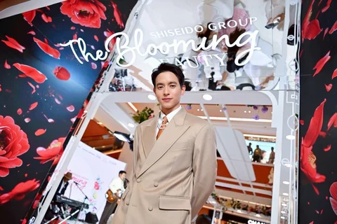 ขอบคุณชิเซโด้ กรุ๊ป ที่ชวนผมมาร่วมอีเวนท์ใหญ่รับต้นปี 

“SHISEIDO Group - The Bl