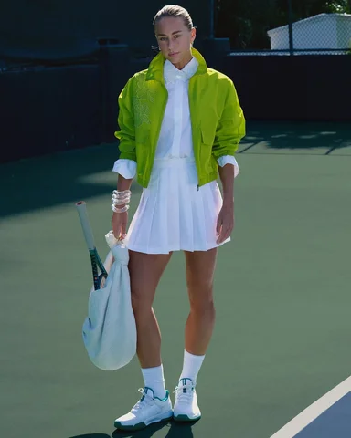 As tennis season begins, friend of the brand and player @livi_fe curates her fav