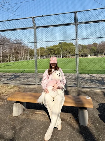 @yuki256_spitz とデート🐶🎀✨

2人でピンクコーデ☁️🎀
ユキのお洋服は
@lapinica_official の新作スエット❣️