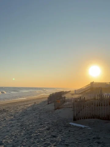 my camera roll hates to see a beach sunset coming