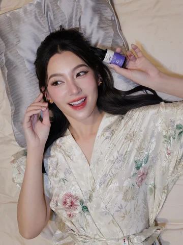 ก่อนวันสำคัญก็ต้องบำรุงผิวให้พร้อม เบลล่าเลือกเรตินอยด์จากกิฟฟารีน ตื่นมาผิวเริด