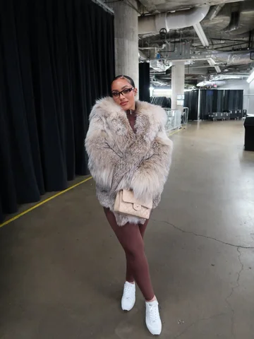 A Cali girl in cold weather is unbearable ok! 🥶
