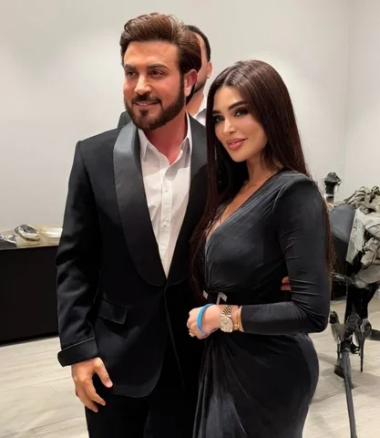 لما تجتمع الخلقة والأخلاق على هيئة إنسان يصير عندنا حبيبنا البرنس.. فدوا لوجهك و
