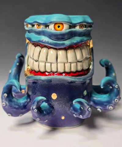 From the latest batch. Love how the color turned out on this one. 
#ceramics #po