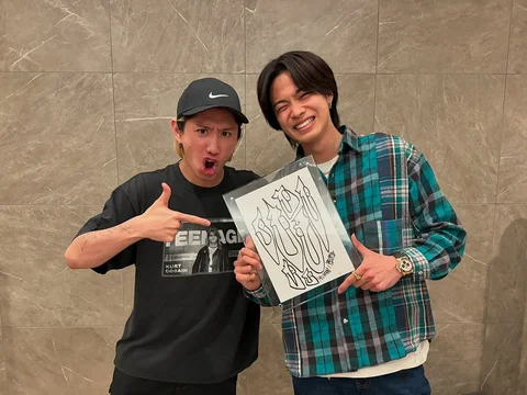 The day my dream came true

昨日素敵な縁をいただいて、ONE OK ROCKのTakaさんにお会いさせていただきました。
ONE O