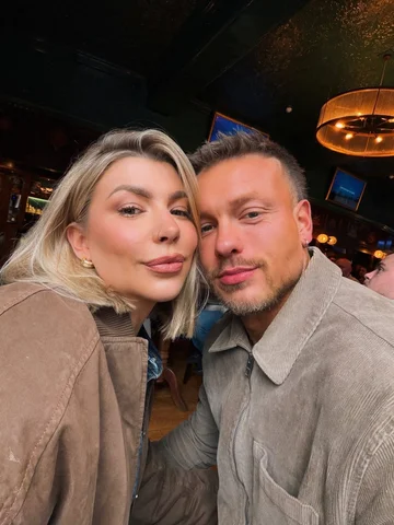 Mum & dad have been let loose 🏃 the video of Alex talking to his mum has me don