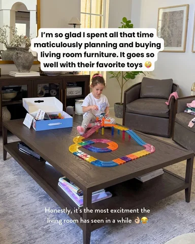 In my “toys match the decor” era 🤪. Comment TOYS and I’ll send you a dm with al