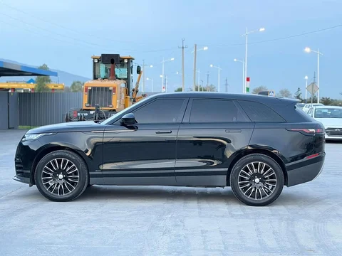ПРОДАЕТСЯ АВТО👇👇✅
🚗 Модель : Range Rover Velar
📅 Год : 2018
🏁 Производство 