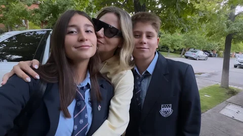 Feliz inicio de clases pollitos de mi vida, los amo con toda mi alma ❤️❤️❤️❤️❤️