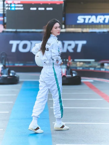 🏎️