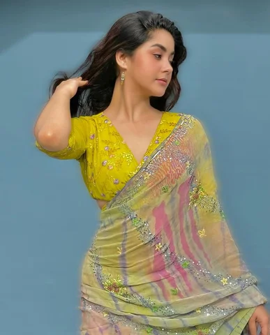 In the quiet of colors, She is the poem love forgot to hide.🤍