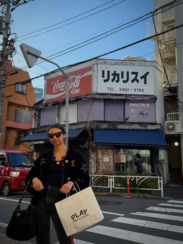 Went to Tokyo for a shoot !!! I ate the perfect strawberry, learned how to make 