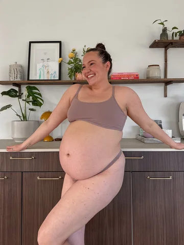 advert WHAT do you mean I only have 5 weeks to go until my due date?🥺 Feeling c