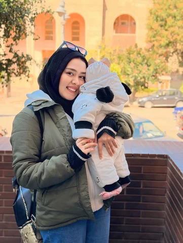 انتى الوحيده اللى حبك حياه 🫂🩷