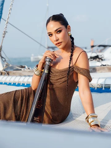 When the yachts connect, the party begins.  Don Julio makes it unforgettable.🥂�