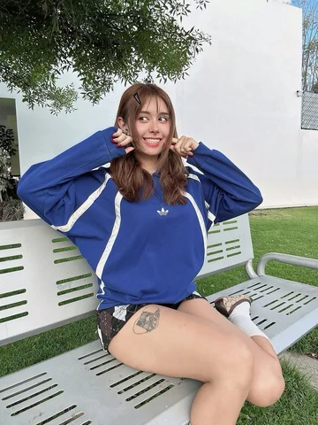 Le tome una foto a un pajarito 🐦😼 les gusta?🧐