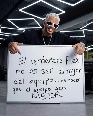 Tagea y comparte esto con las personas o tu equipo que nunca te dejan solo. 🤝🖤