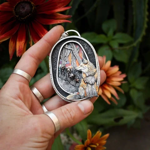 As I am starting some new landscapes, I took a dive back into past jewelry photo