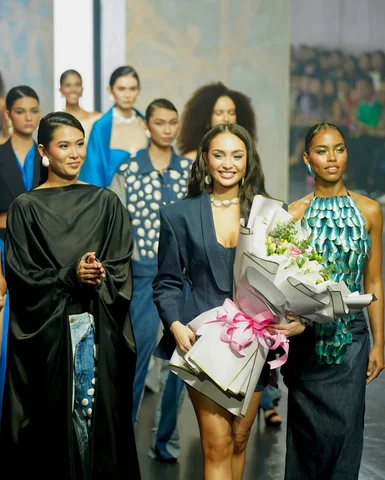 Last night I debuted my first collection in the Philippines HOW TO SURVIVE ON LA