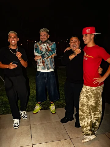 Juntamos a los Mejores Barberos y Nuestros Seguidores @ema_medinaok @diegonavaja