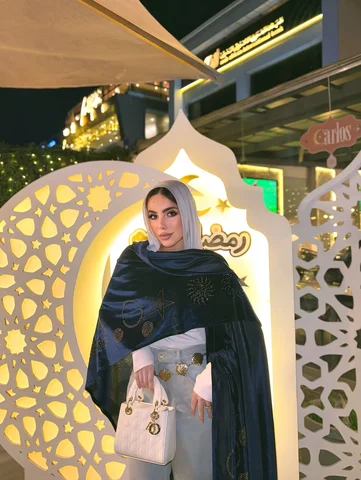 First Ramadan night ✨🌙🌟
.
Abaya from : @sunny.egy