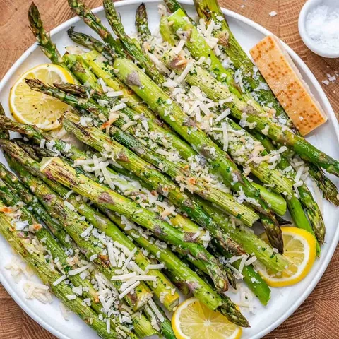 Perfectly Roasted Parmesan Asparagus 💚

⭐️⭐️⭐️⭐️⭐️ Type "RECIPE" below in the c