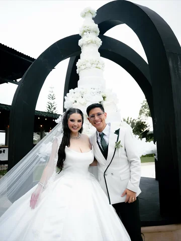 Dicen que detrás de cada detalle de una boda hay una historia… y la nuestra defi