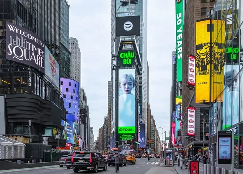 Châu Bùi đã có mặt tại Times Square cùng chiến dịch Spotify EQUAL tháng 3/2026 �