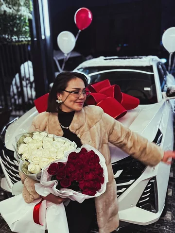 Апам мага туулган күнүмдө авто унаа белек кылды❤️

Апамдын мээрими, ак батасы, к