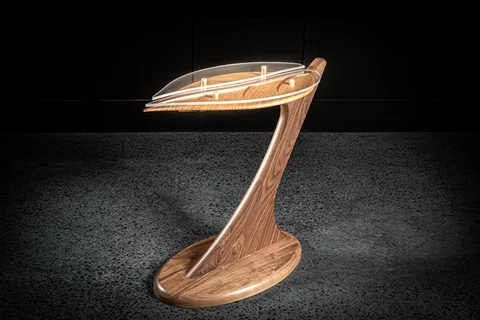 Nick Pedulla’s Leaf Hall Table was built using Walnut and Plantation Oak which i