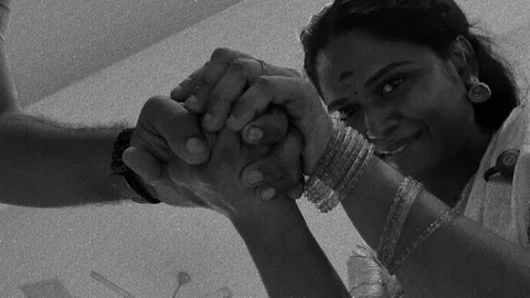 Ennoda kadantha sila natkalil ennoda tholanai oru appa amma pola ennoda ovvoru a