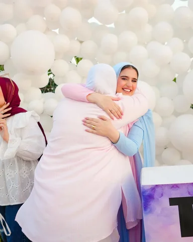 حبيبية قلبي ربنا يقومك بالسلامه ياقلبي وتجبي احلي بنوتة وهاتبقي دلعوة العيلة كله