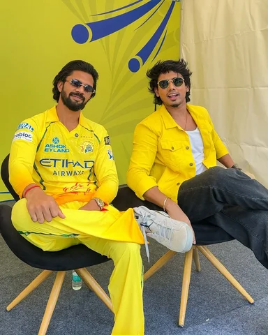 Wils x Rutu 🦁💛 Captains day 
.
.
Video soon #bindaast20creators