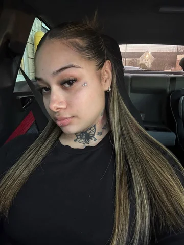 💋