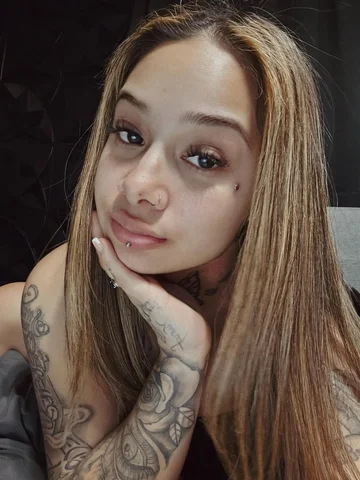 face shots… just pretty girl..🫦🤍