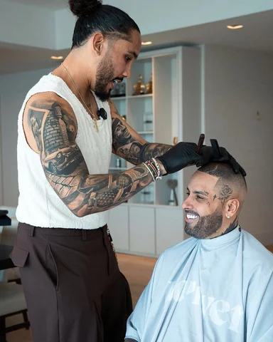 Mi papá @nickyjam el que creyó en mí desde que no tenía ni para un taxi amarillo