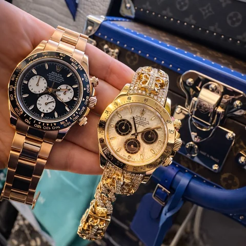 Guys who truly work their asses off
are just fine wearing a cool watch
and showi
