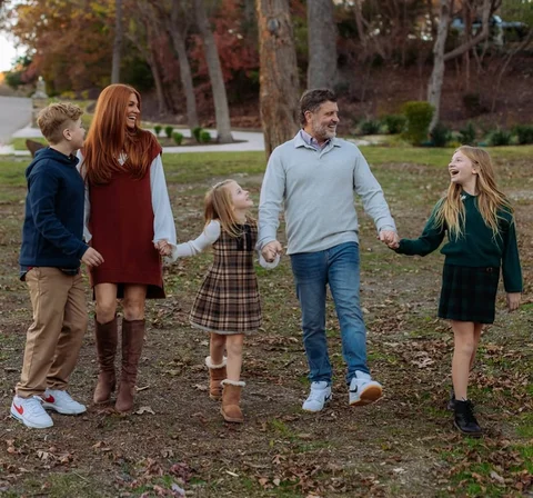 Family pics actually happened this year so I’m going to show them to all of you 